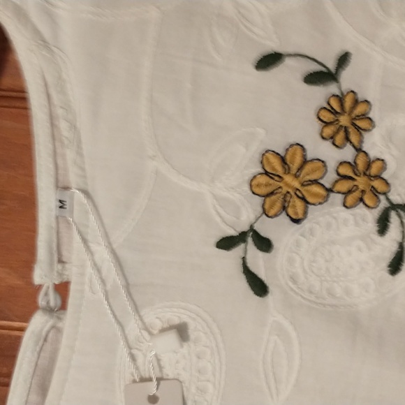 Gaovot woman's size M cotton blend top w balloon sleeves, ruching,embroidery NWT - Picture 4 of 11